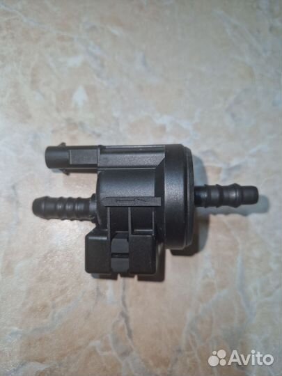 Клапан адсорбера VAG