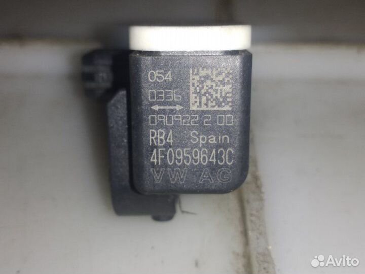 Датчик удара Audi A6 C6 caha 2010