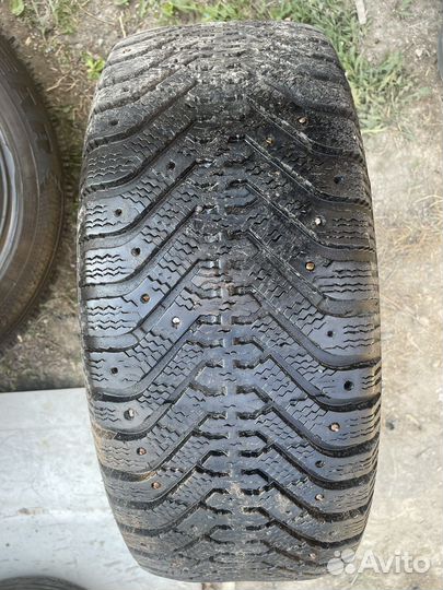 Goodyear UltraGrip 500 225/55 R16 95T