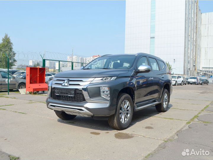 Mitsubishi Pajero Sport 2.4 AT, 2022