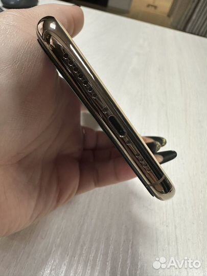 iPhone 11 Pro Max, 64 ГБ