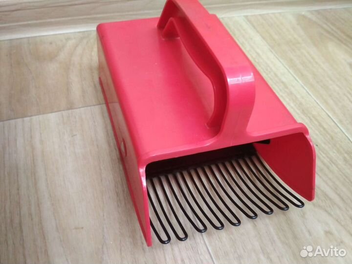 Комбайн (совок) для сбора ягода аренду