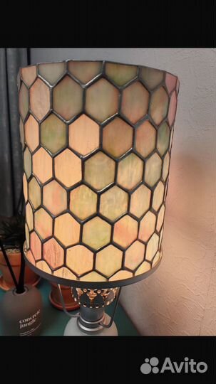Лампа настольная в стиле тиффани
