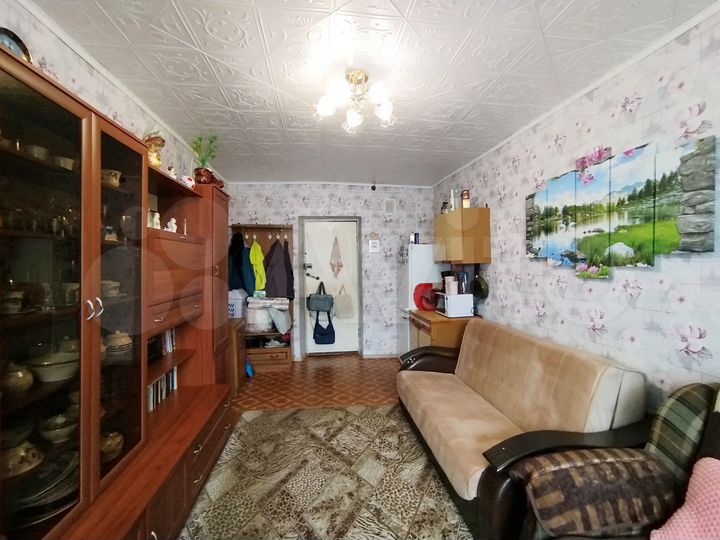 Комната 18,6 м² в 9-к., 2/5 эт.