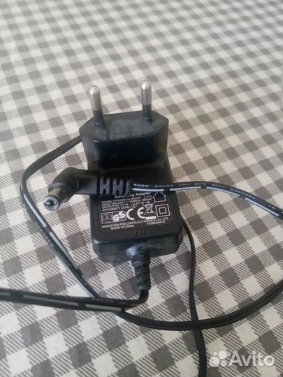 Адаптеры сетевые: AC/DC : 7,5 V; 3,7V; 15V;