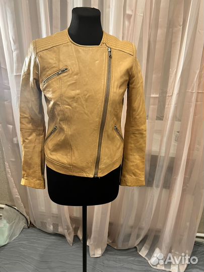 Куртка кожаная женская 42
