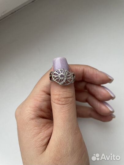 Серебряное кольцо