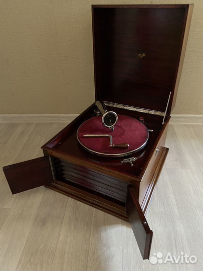 Кабинетный Патефон Pathe