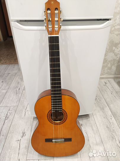 Гитара yamaha c40
