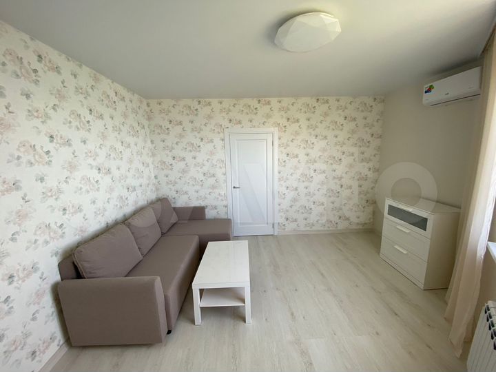 2-к. квартира, 45 м², 6/18 эт.