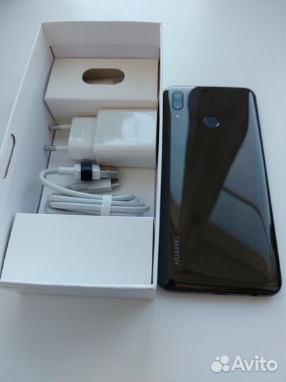 HUAWEI P Smart (2019), 3/32 ГБ