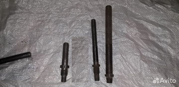 Винт от винтового замка без ключа