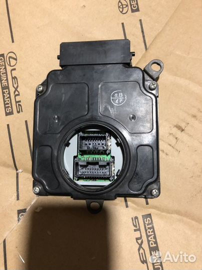 Блок фар Lexus