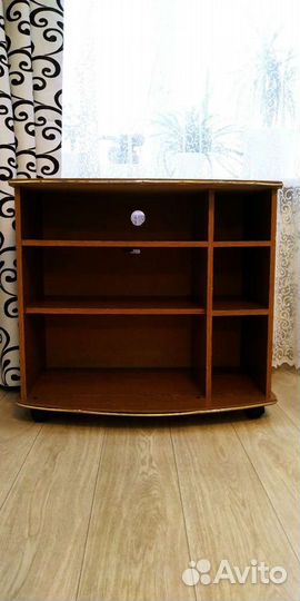 Тумба под телевизор