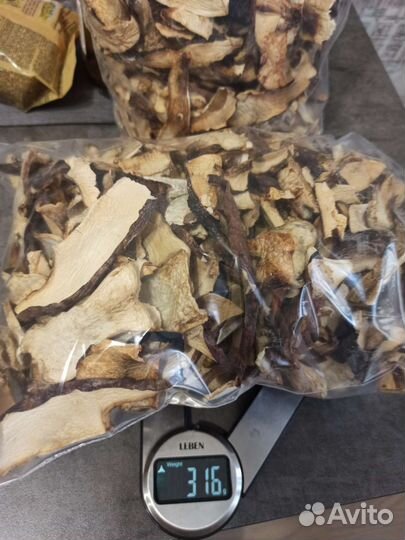 Грибы белые сушеные