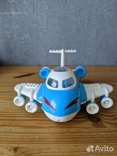 Музыкальный самолёт