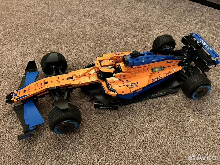 Автомобиль McLaren Formula 1 / новый конструктор