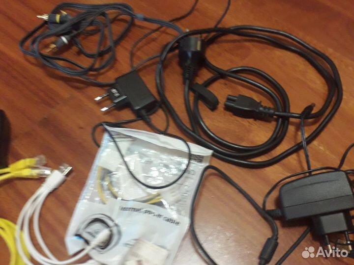 Провода, зарядки пакетом