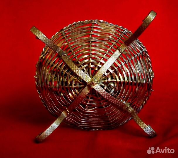 Антикварная бронзовая корзинка. XIX век