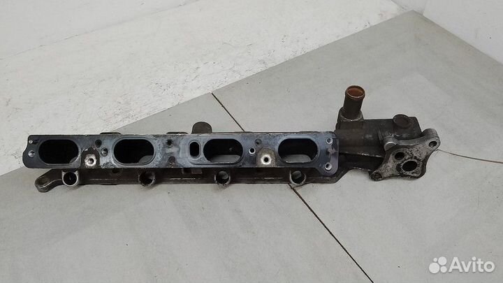 Впускной коллектор 9129401