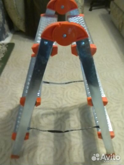Продам стремянку