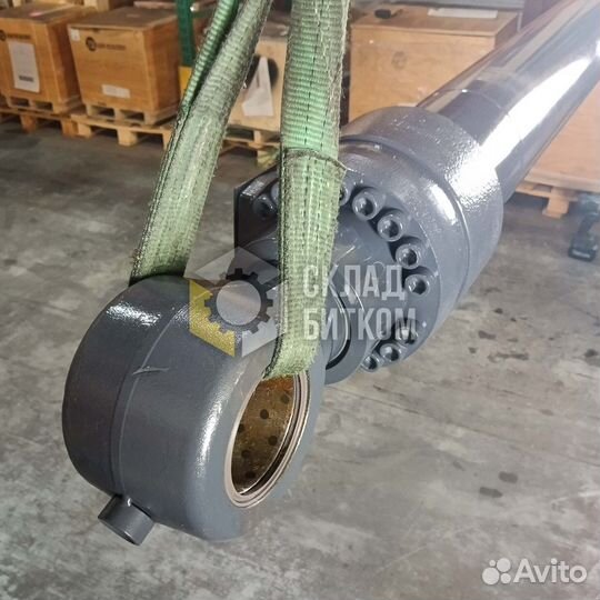 Гидроцилиндр ковша Volvo EC360B VOE14640433