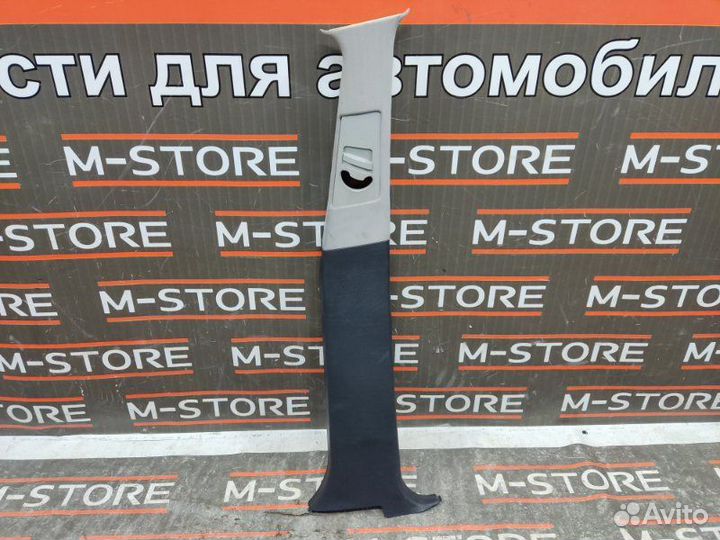 Обшивка стойки правая Bmw X5 E53 M54B30 2002