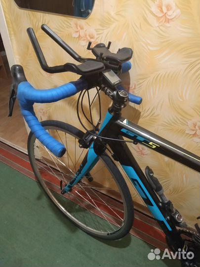 Шоссейный велосипед gt