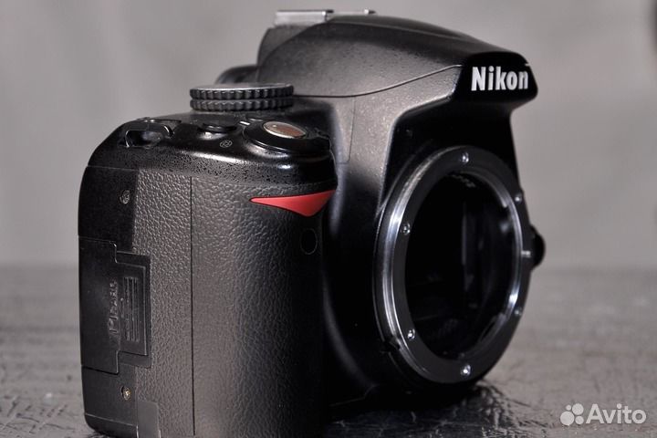 Nikon d3000 (body)