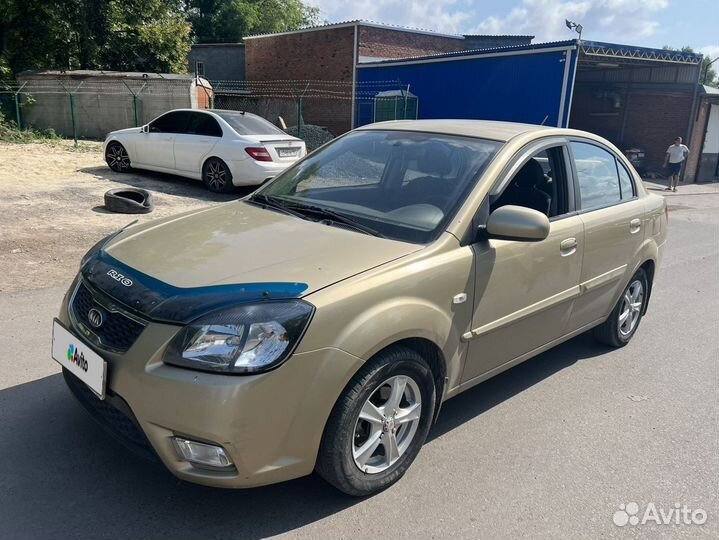 Kia Rio 1.4 МТ, 2009, битый, 115 000 км