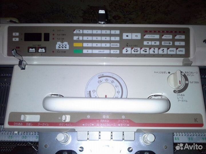 Продам вязальную машину