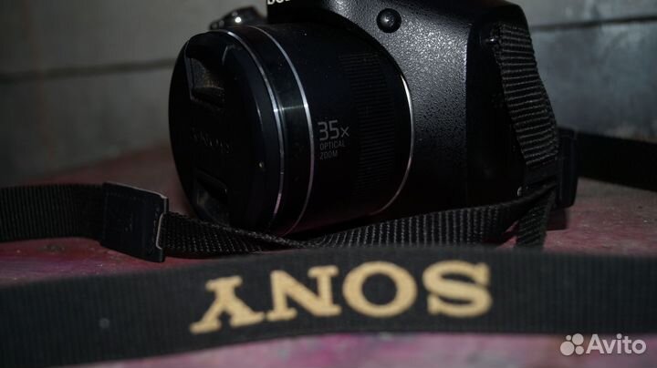 Sony cyber shot dsc h300