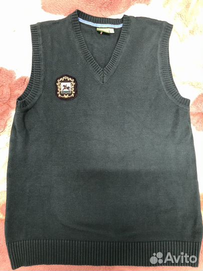 Жилетка для мальчика школьная