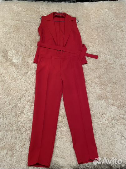 Брючный костюм женский