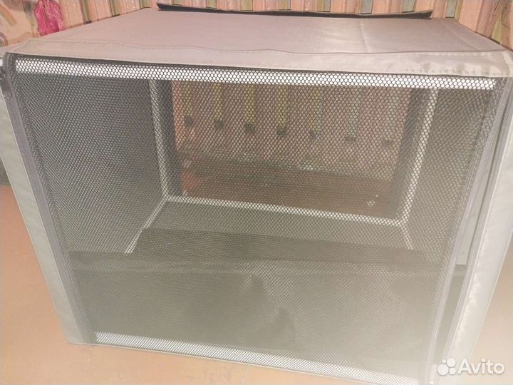 Выставочная палатка для кошек