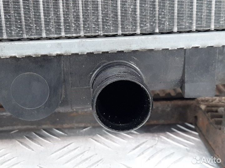 Радиатор (основной) Citroen C3 Picasso 2003 1330G5