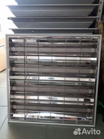 Светильник потолочный встраиваемый