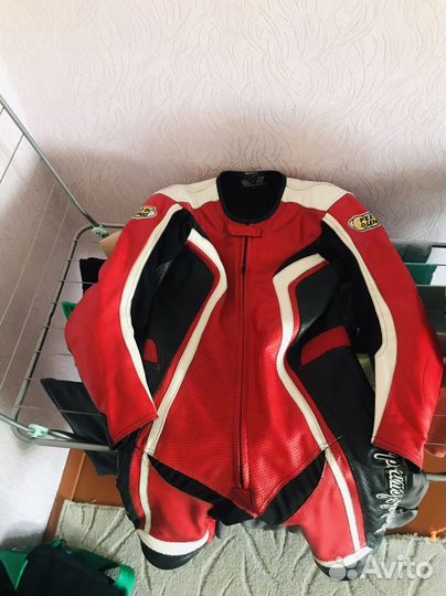 Мотокомбинезон