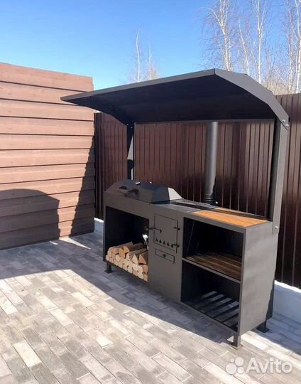 Мангал с крышей