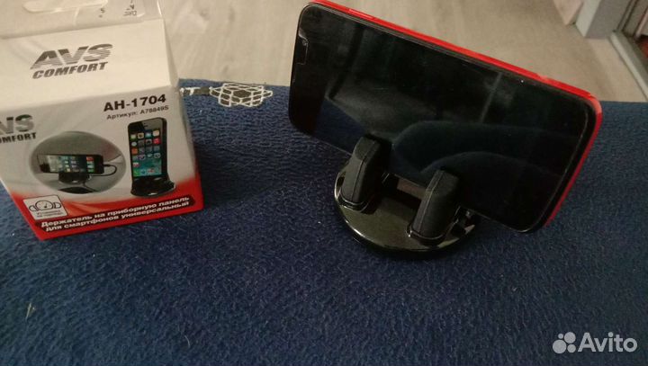 Держатель телефона на торпеду