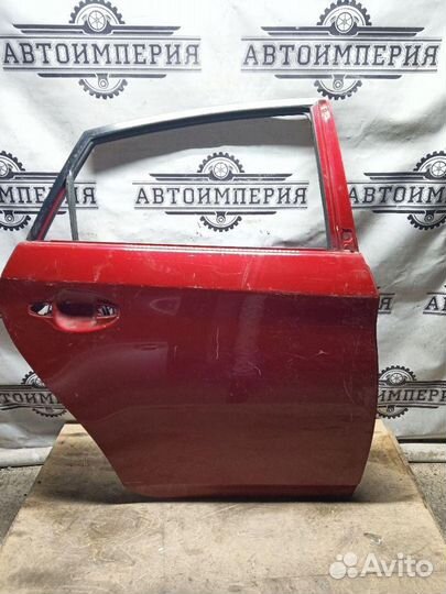 Дверь Toyota Prius 30 2010 1.8