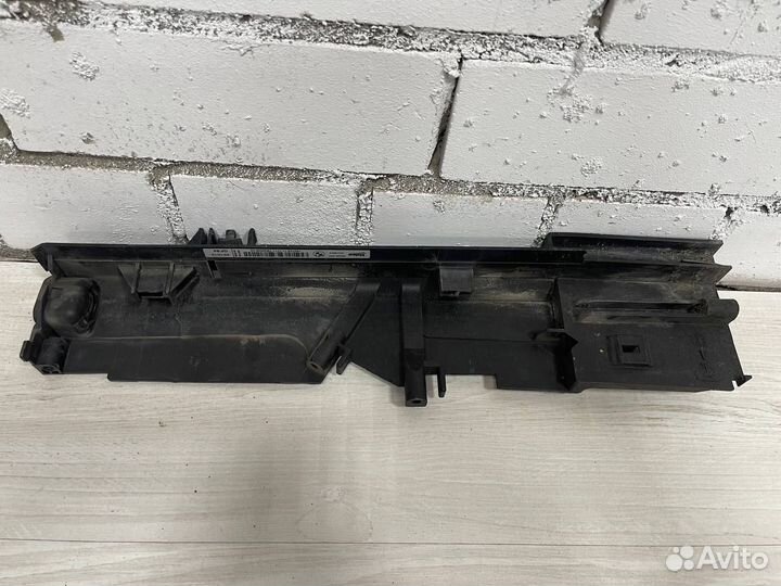 Кронштейн радиатора bmw F20