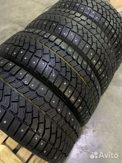 Viatti Brina Nordico V-522 215/55 R17