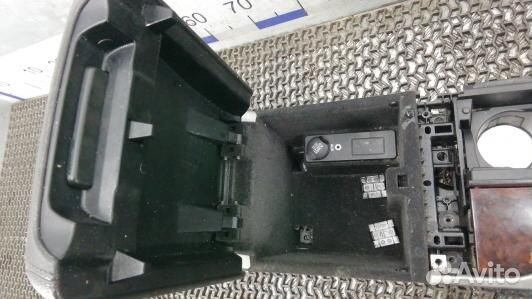 Подлокотник центральный jaguar XF (X250) (PML06IX0