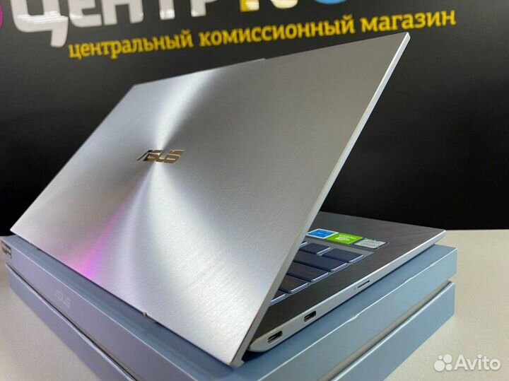 Asus Zenbook S13 i7 / 16 GB + SSD M2 / MX 150