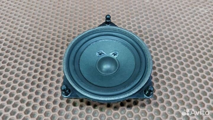 Динамик Mercedes-Benz E-Class W213