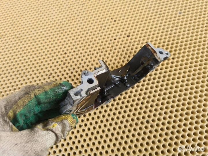 Крышка гбц левая Infiniti Fx50 S51