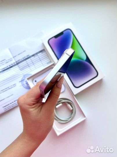 iPhone 14, 256 ГБ