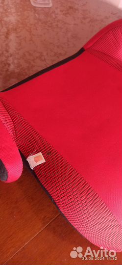 Автокресло бустер