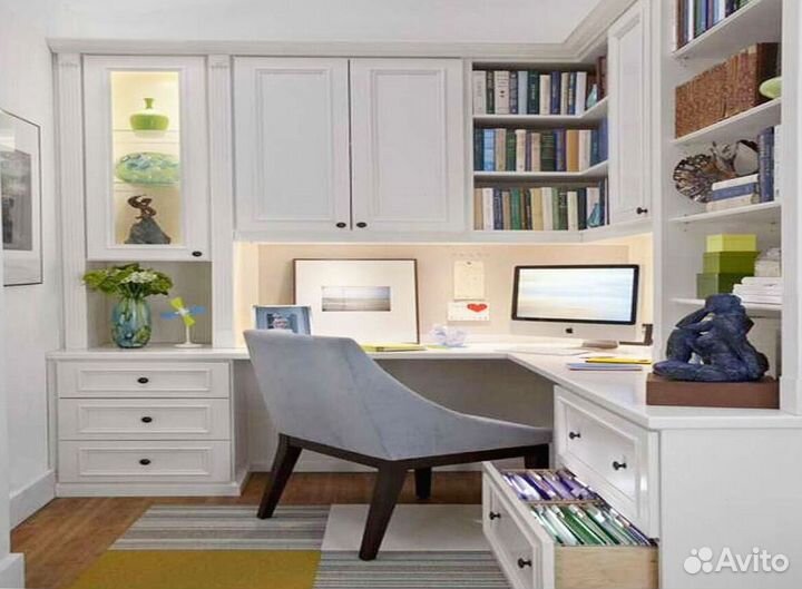 Рабочая зона у окна